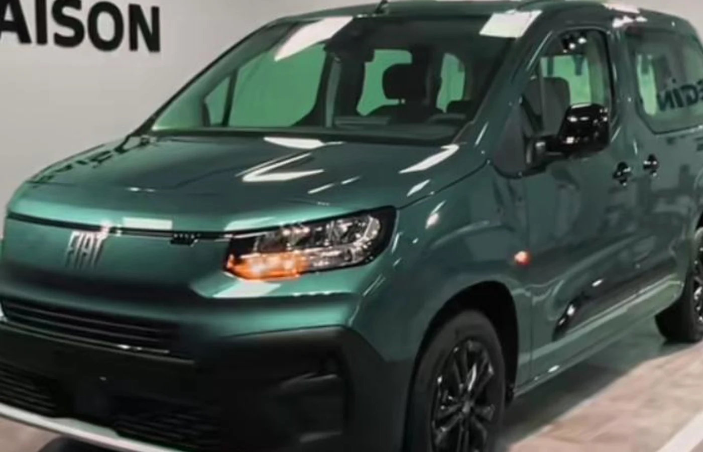 Photo réelle Fiat Doblò disponible à Meknès